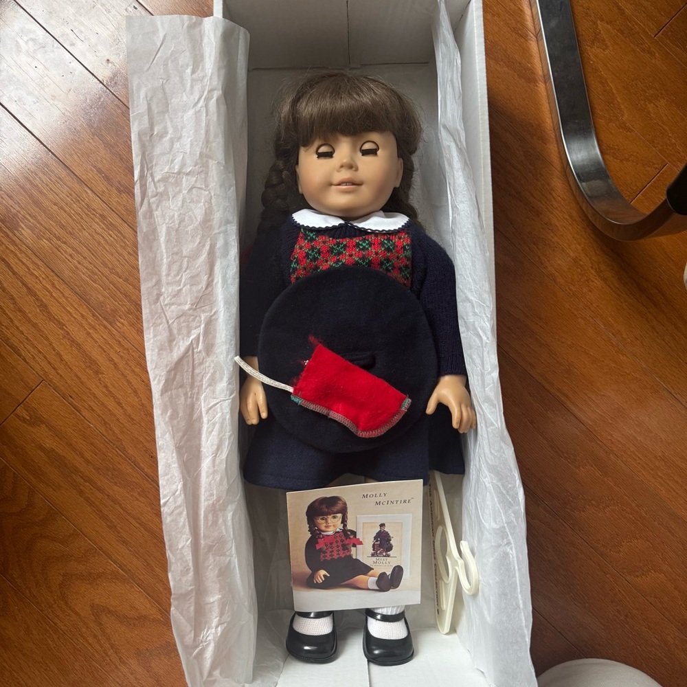 American Girl Molly Doll & Book - Picture 2 of 16